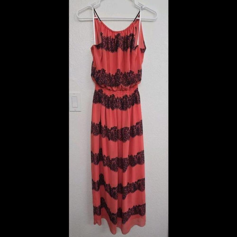 ENFOCUS STUDIO Women's Sz 8 Smock Waist Maxi Dress With Lace Pattern